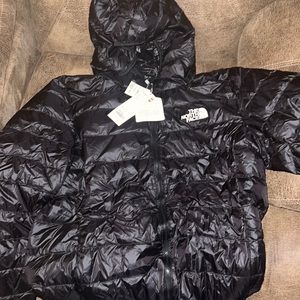Child’s lightweight Northface jacket